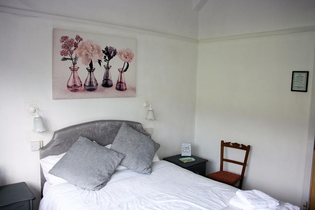 The Bark House Hotel Tiverton  Bagian luar foto
