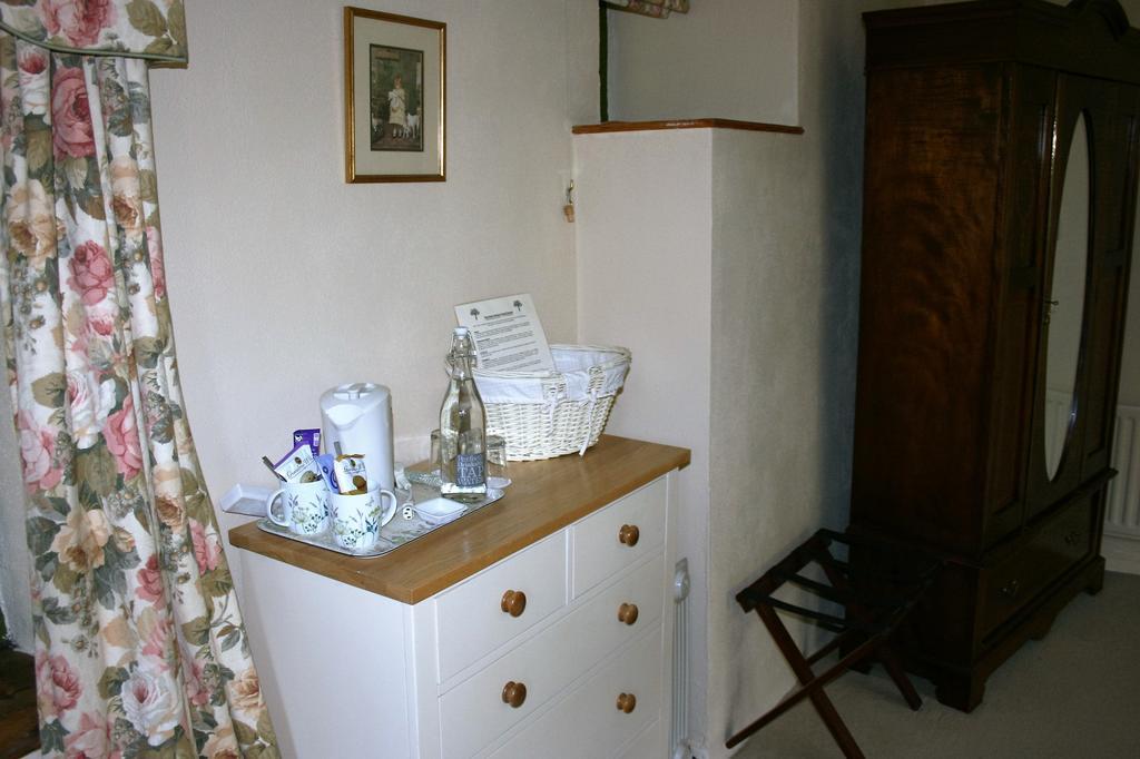 The Bark House Hotel Tiverton  Bagian luar foto