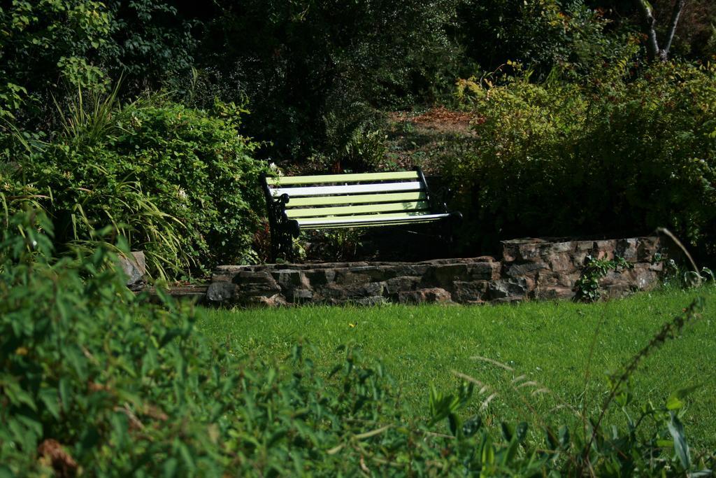 The Bark House Hotel Tiverton  Bagian luar foto